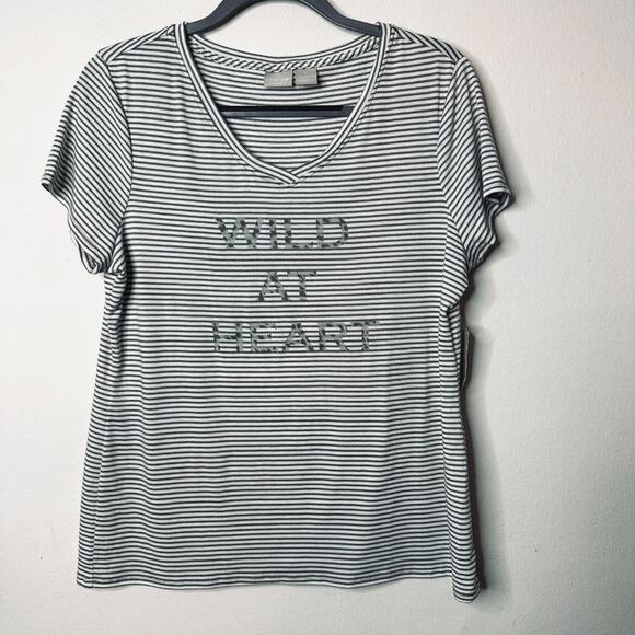 NWT Chico's Zenergy Wild At Heart Olive White Stripe V-Neck Tee  1 - Picture 2 of 13